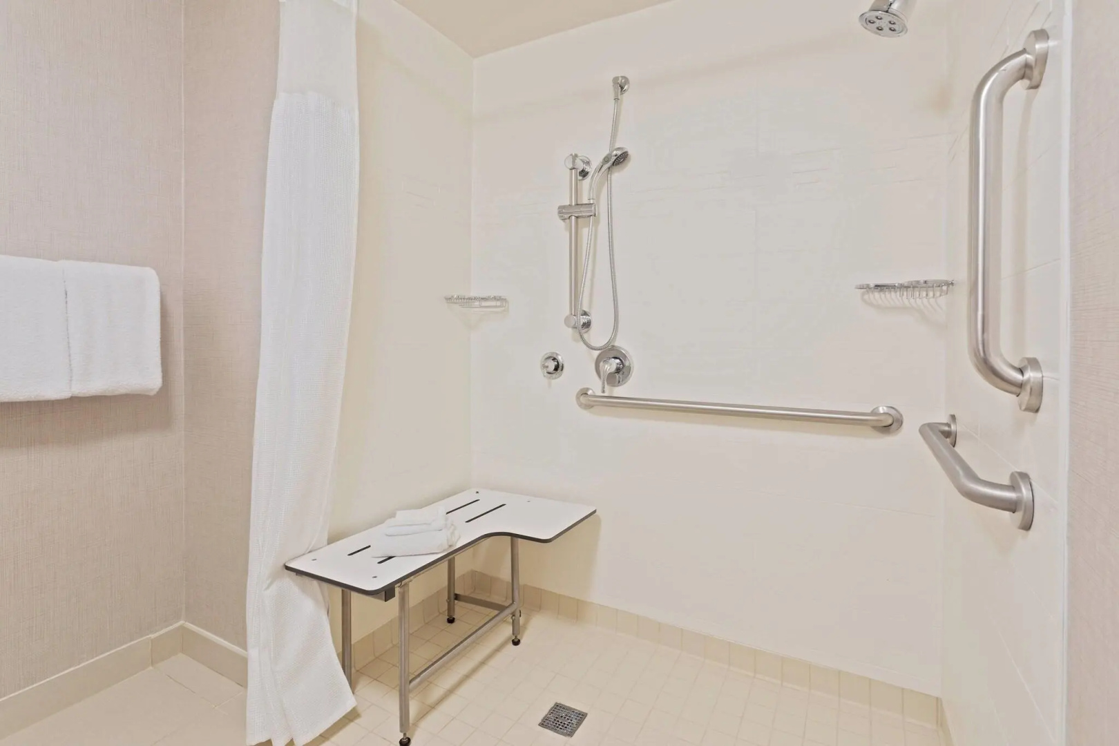 Photo - MainStay Suites Tampa Moffitt-USF