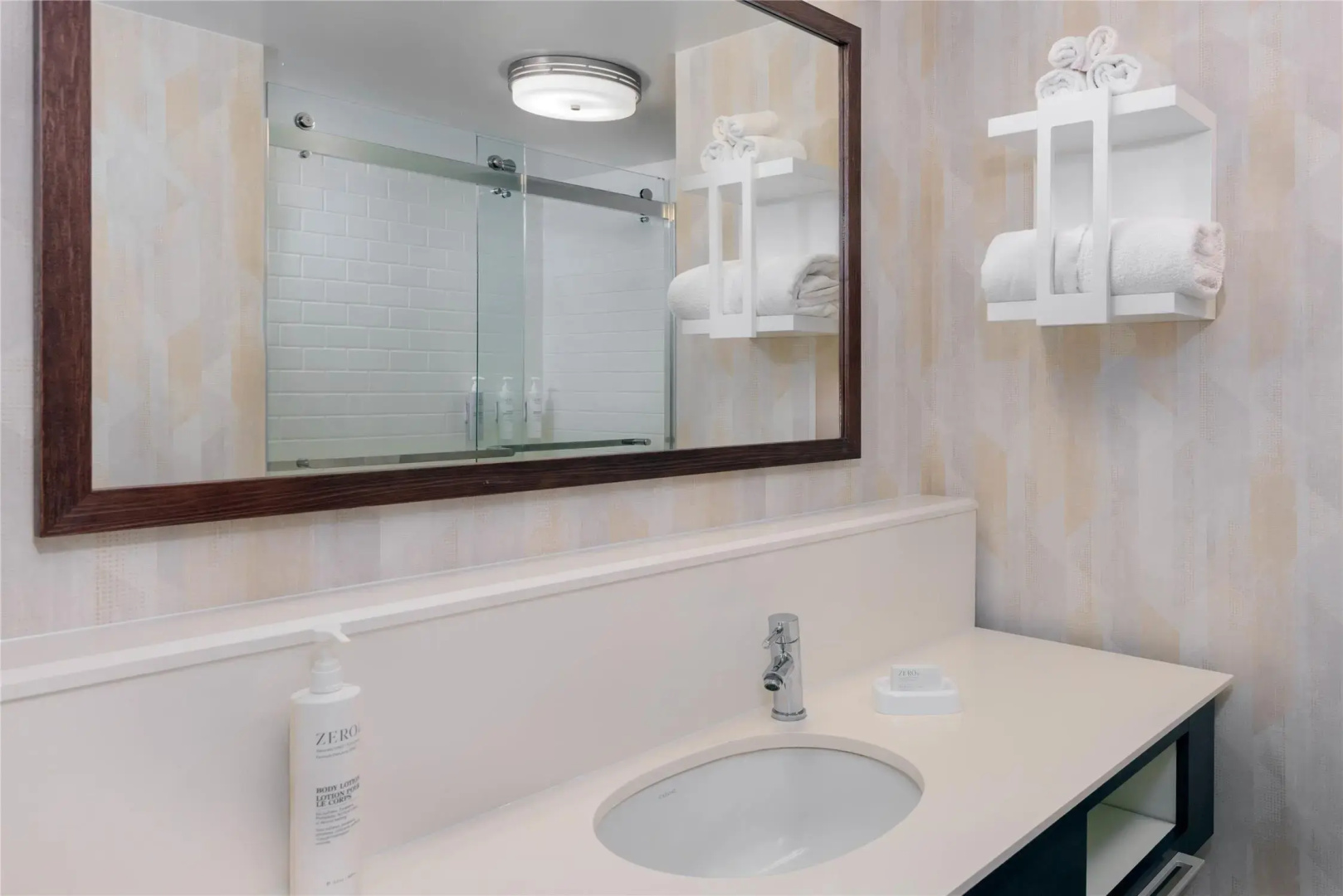 Photo - Hampton Inn & Suites Tampa Airport Avion Park Westshore