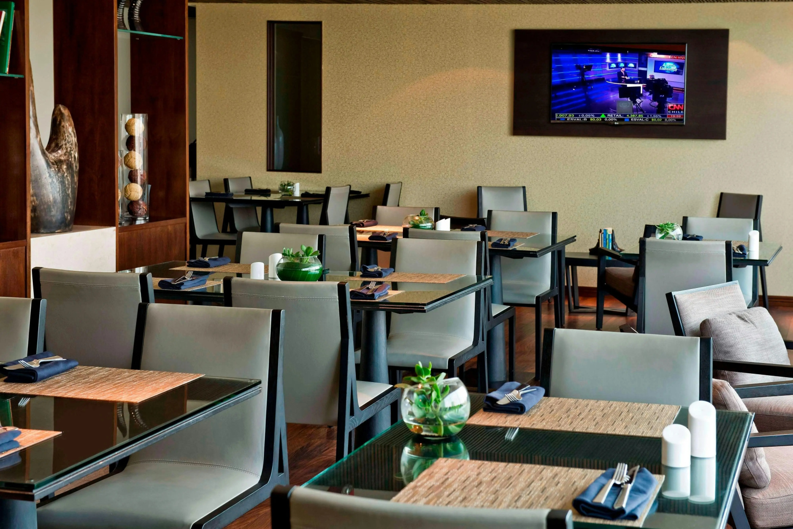Photo - Renaissance Santiago Hotel by Marriott