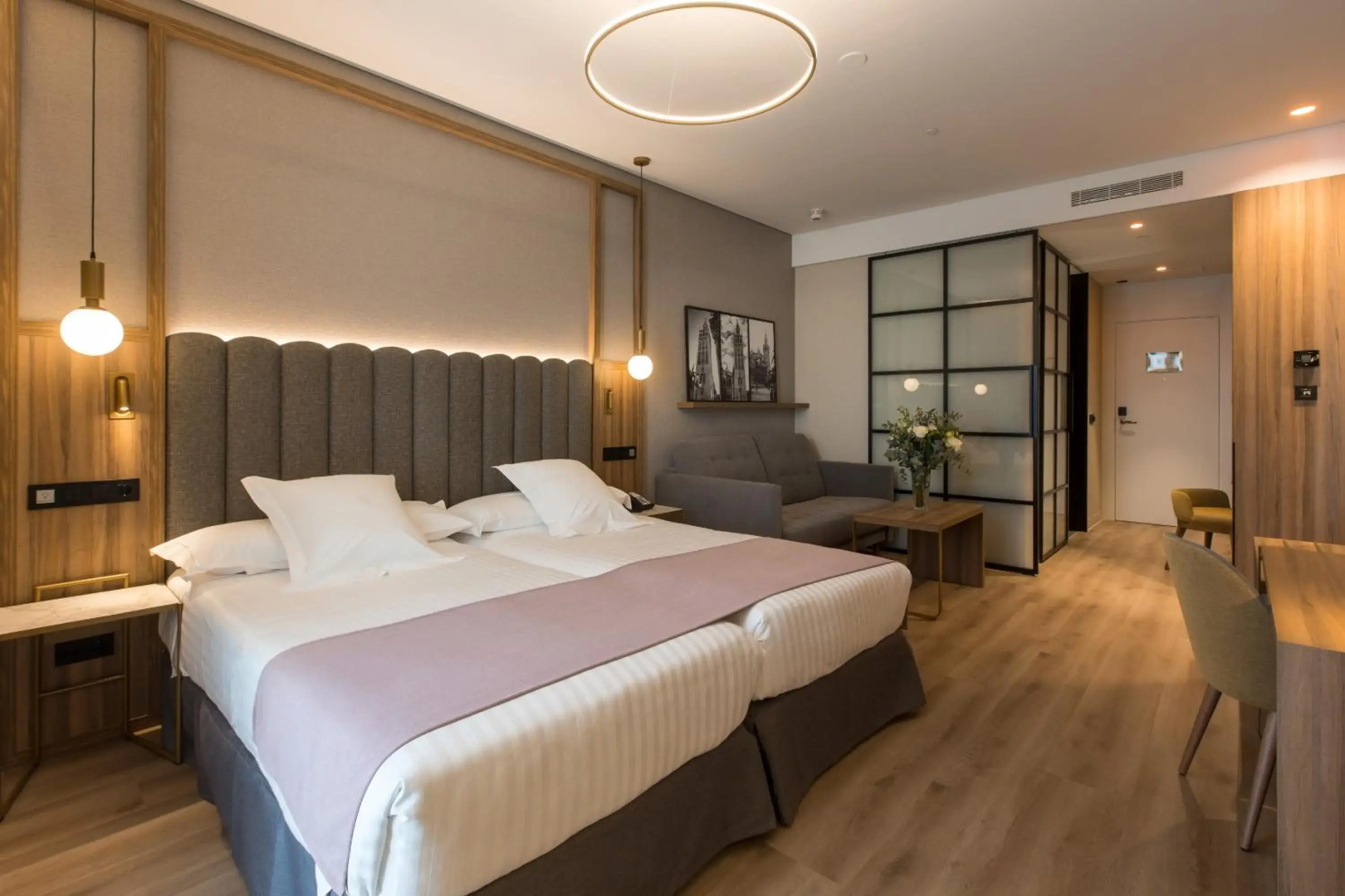 Foto - Hotel Giralda Center
