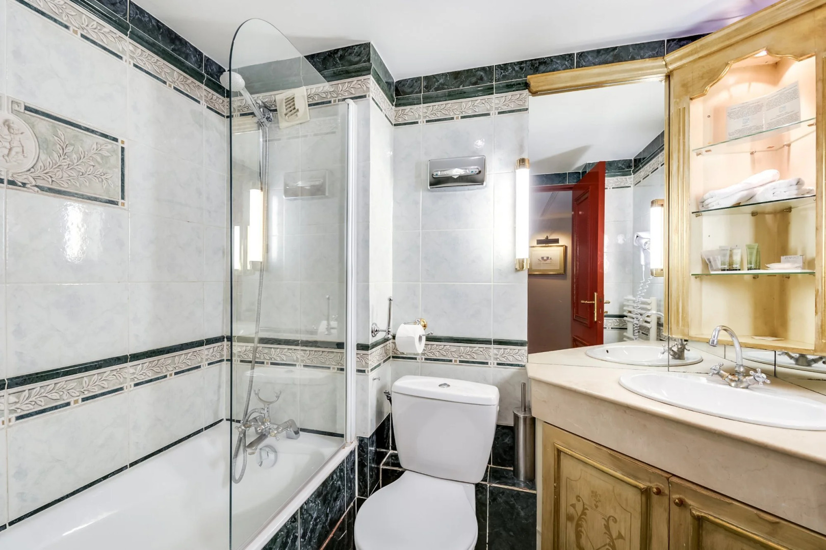 Foto - Le Monsieur By Sweett