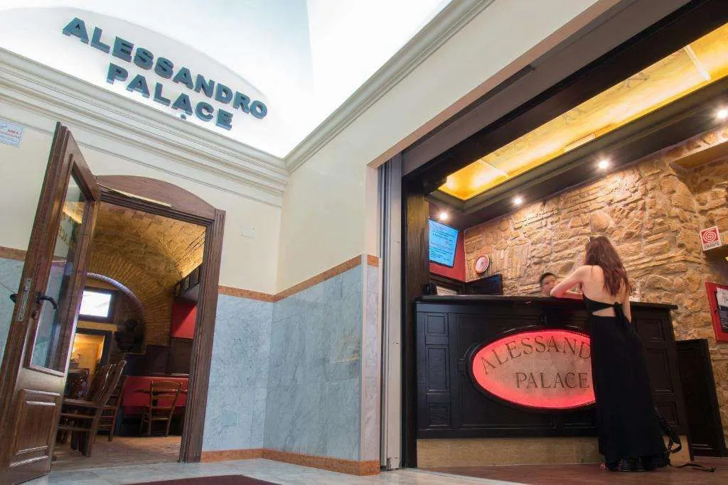 Foto - Alessandro Palace & Bar - Hostel