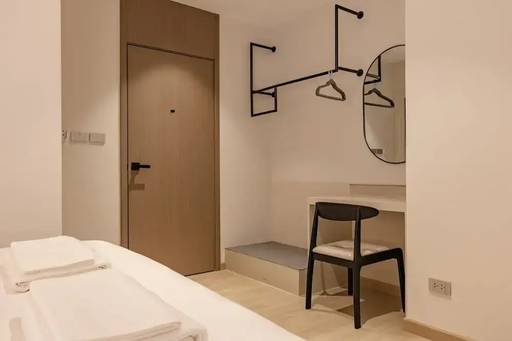 Photo - The Bentley Hotel