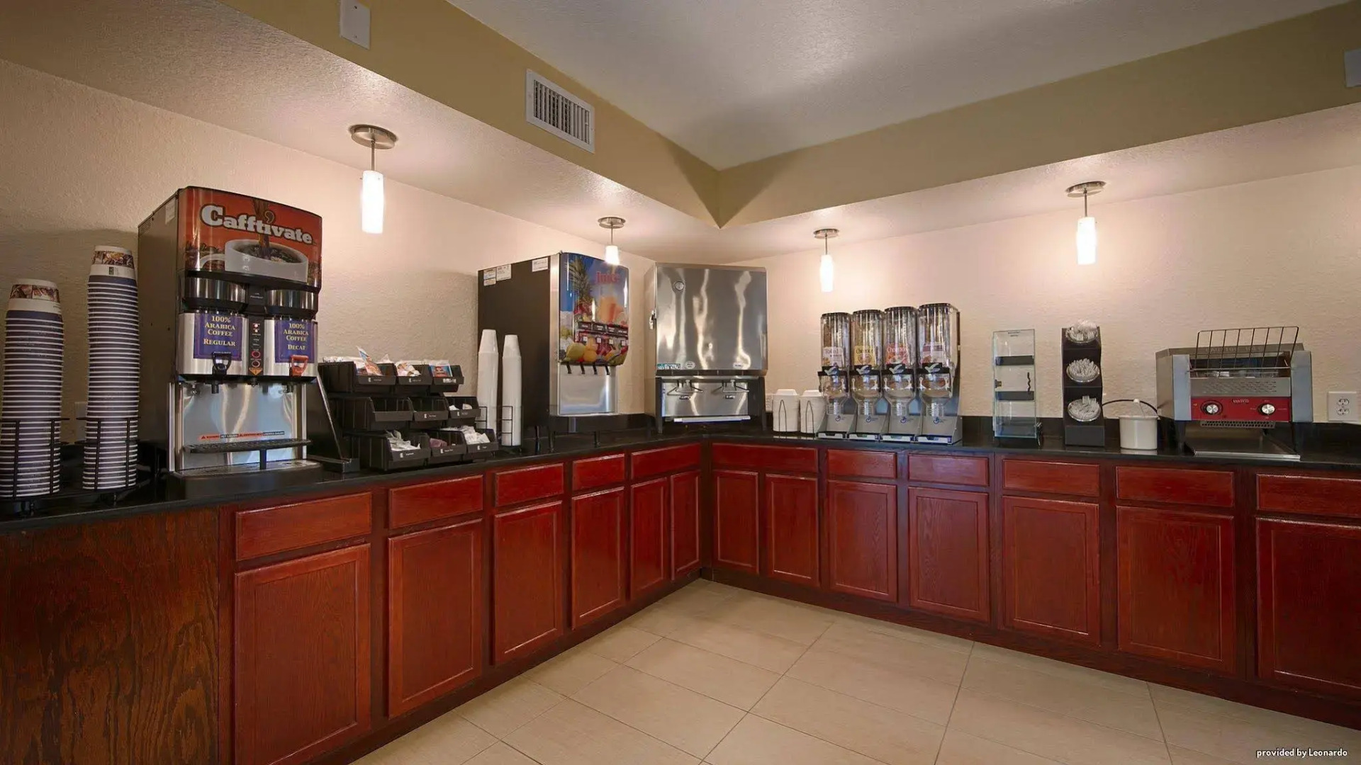 Photo - Mai Hana Hotel and Suites I Drive-Theme Parks