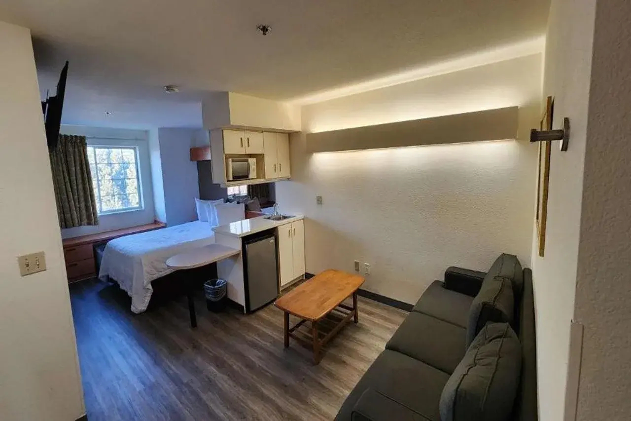 Photo - SureStay by Best Western Sacramento South Natomas