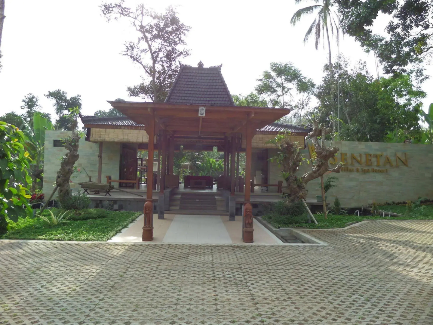 Photo - Senetan Villas and Spa Resort