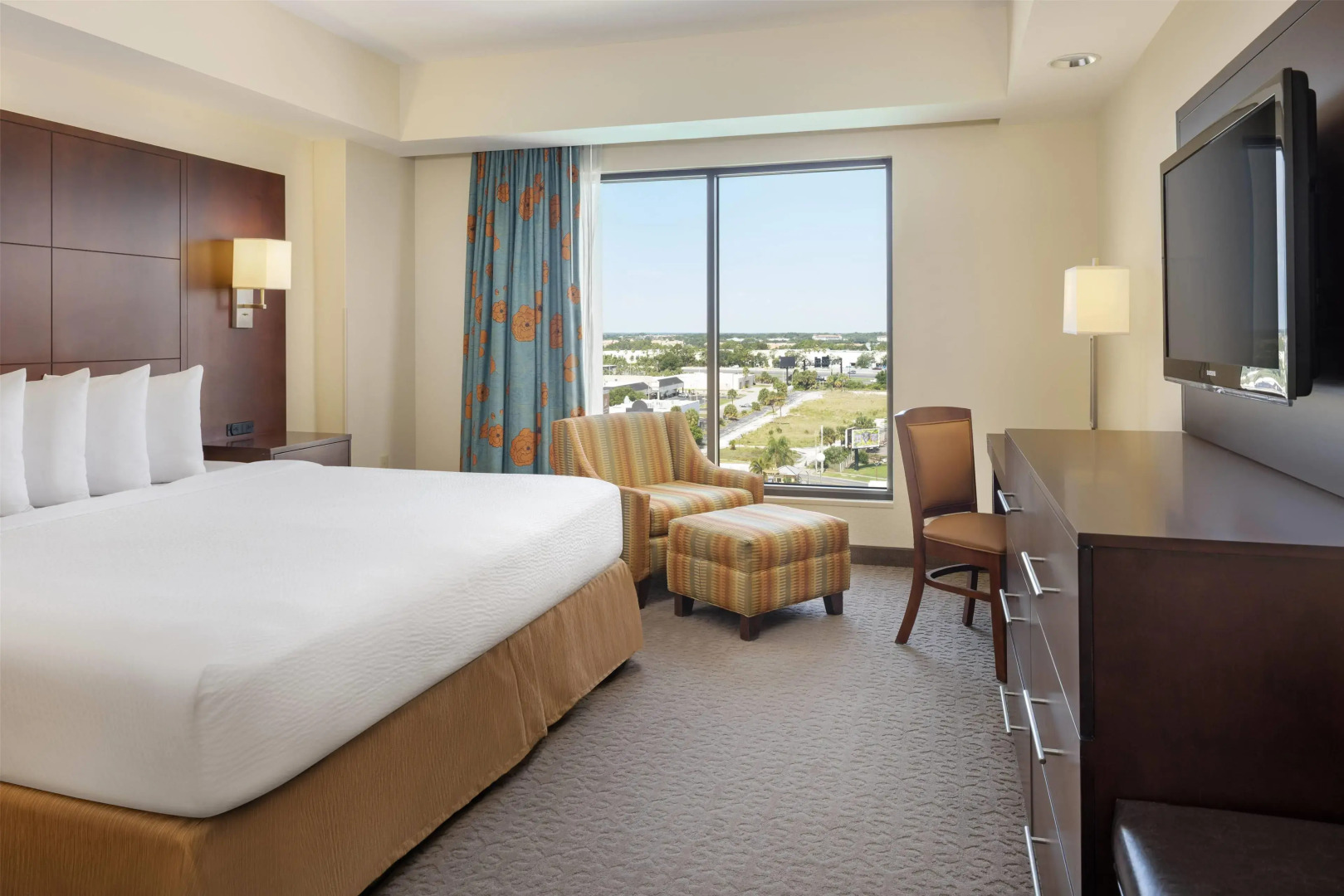 Foto - Ramada Plaza by Wyndham Orlando Resort & Suites Intl Drive - Newly Renovated!