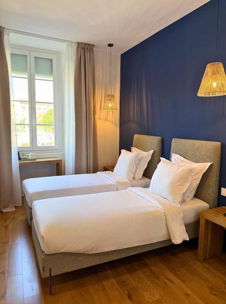 Photo - Hotel De La Mer