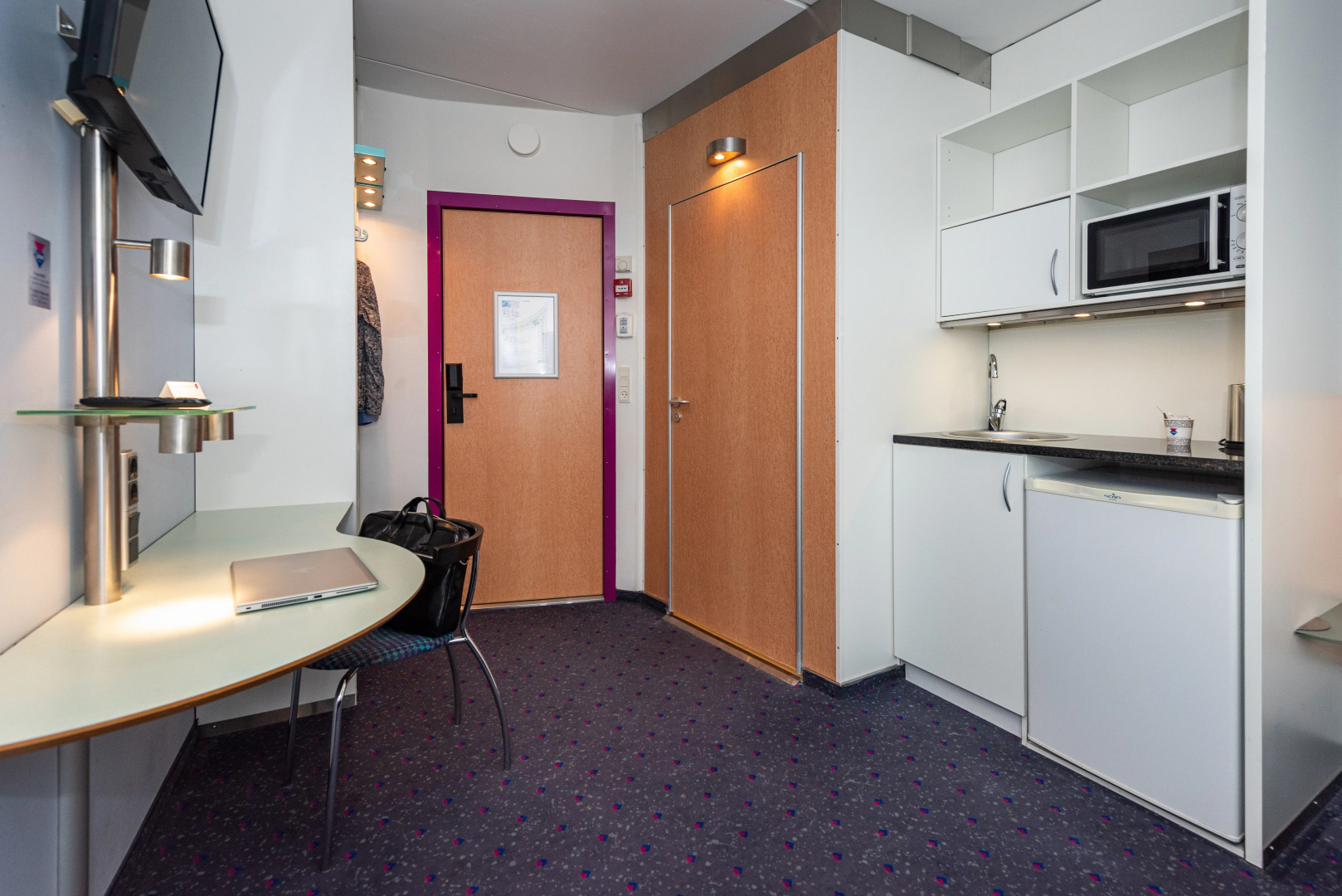 Photo - CABINN Metro Hotel