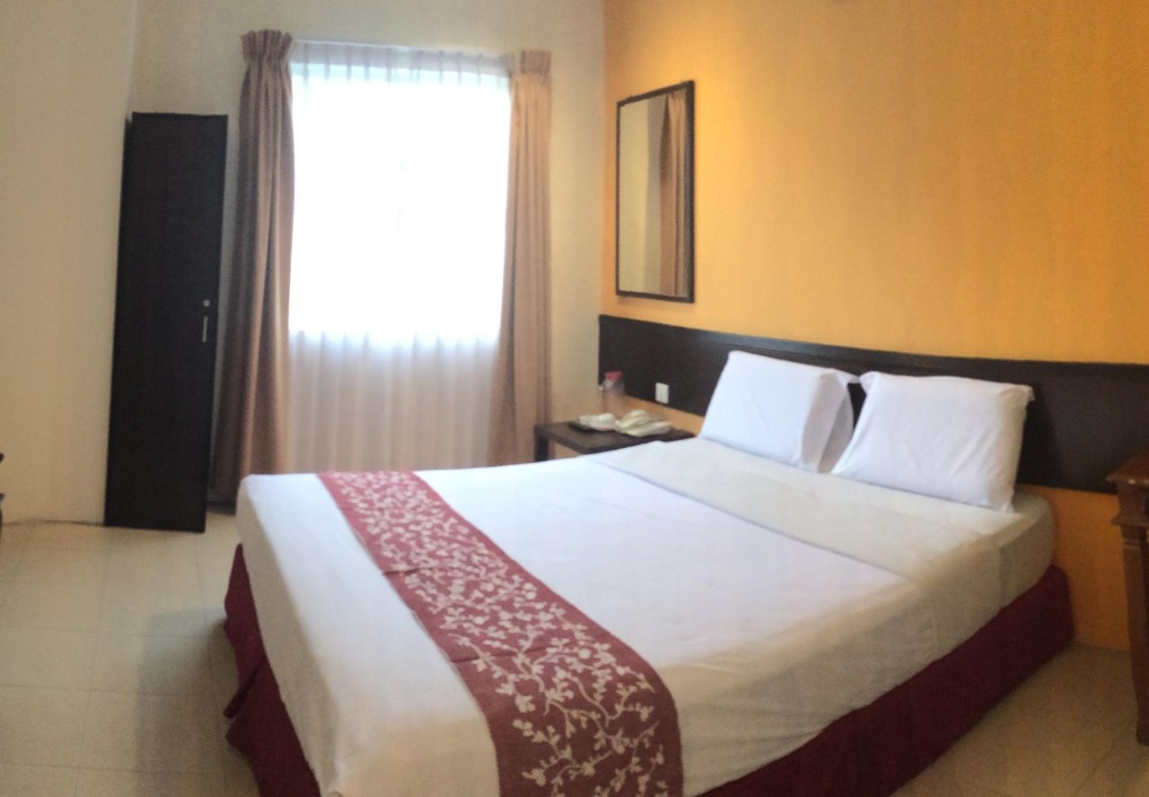 Grand Far East Hotel