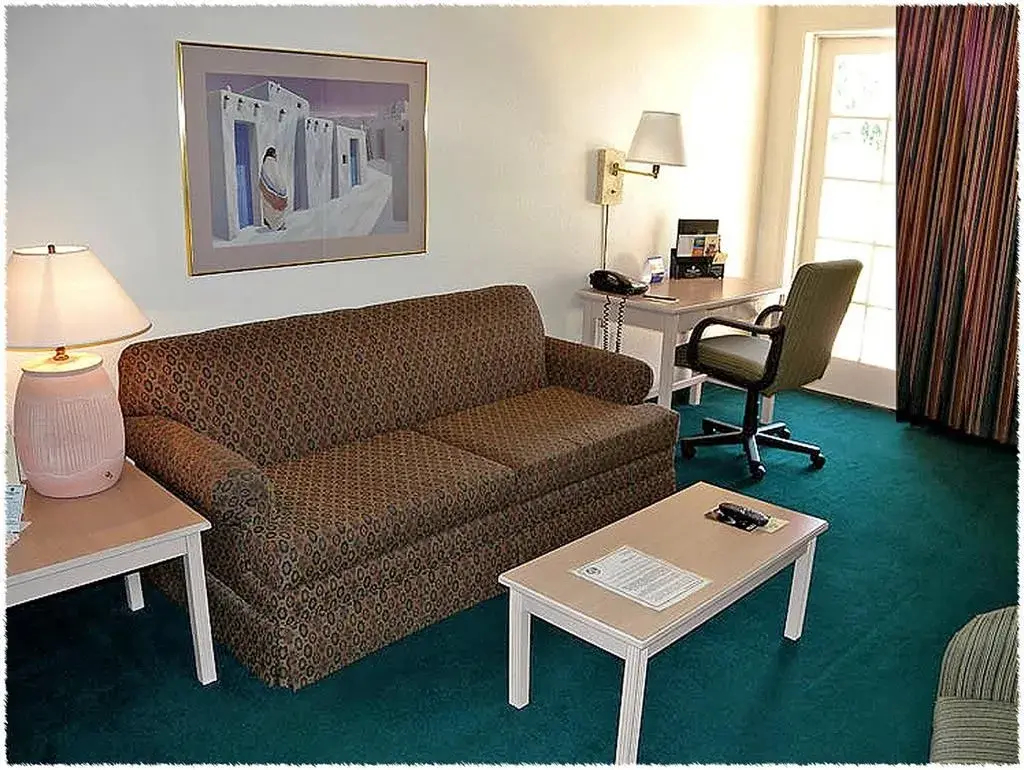 Photo - Windmill Suites Surprise - Phoenix, an Ascend Collection Hotel