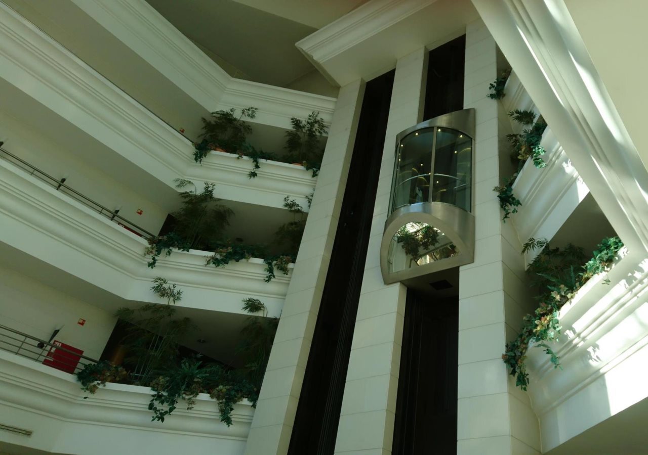 Photo - Riviera Hotel