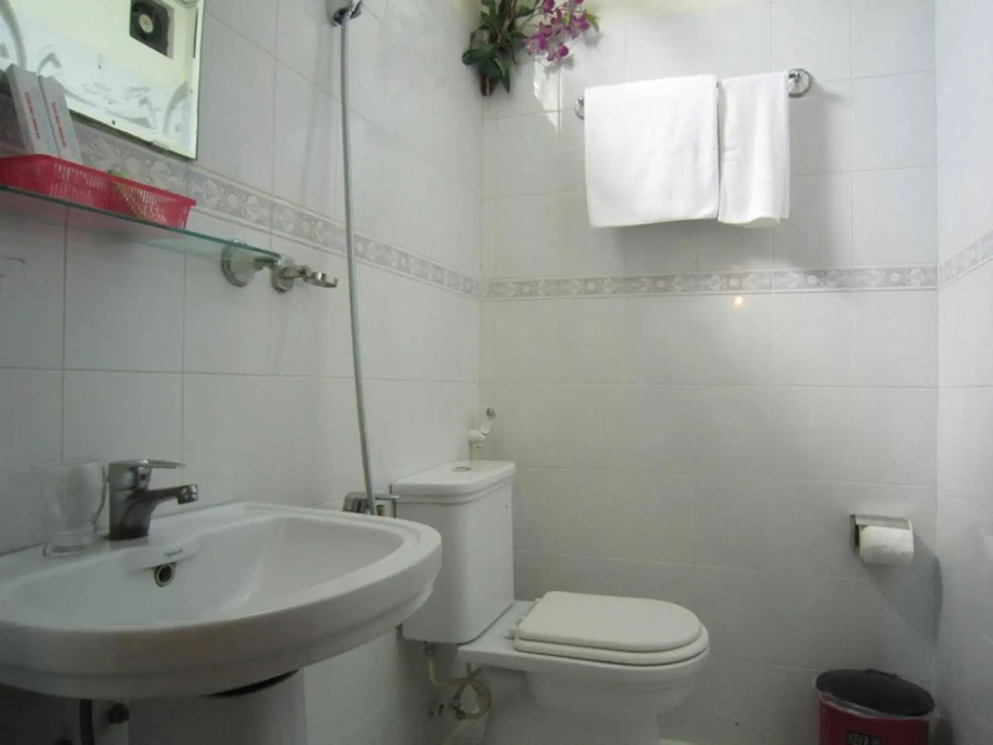 Photo - Tan Hoang Long Hotel