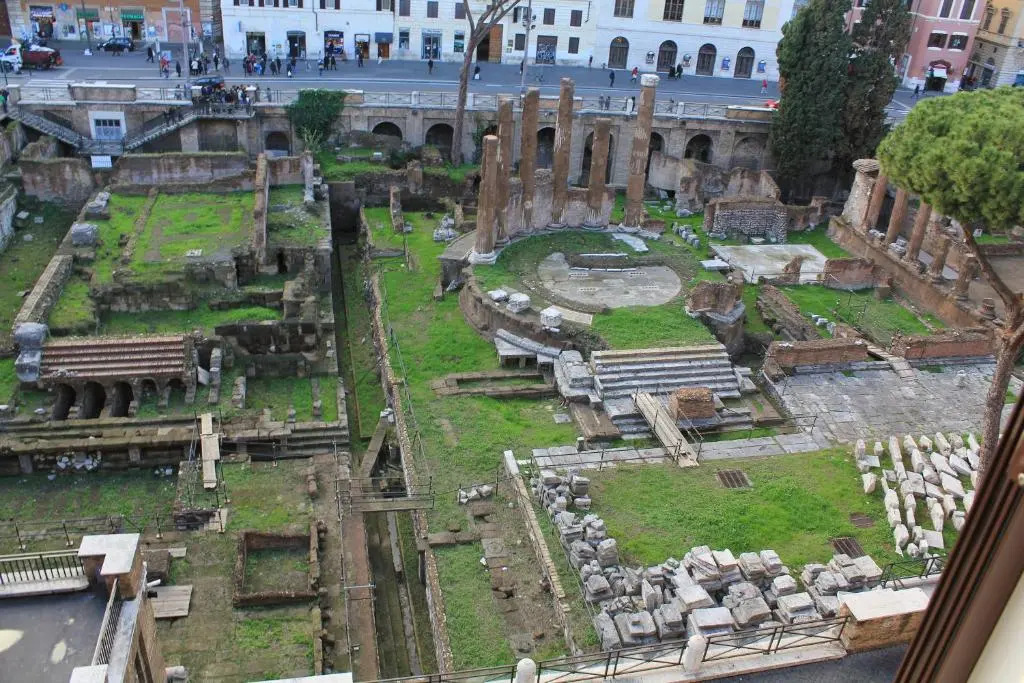 Photo - Temple View FCollection Superior Relais