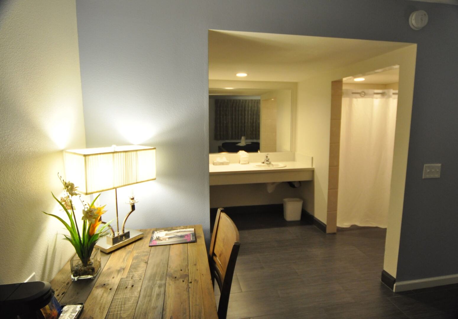 Photo - Thunderbird Boutique Hotel