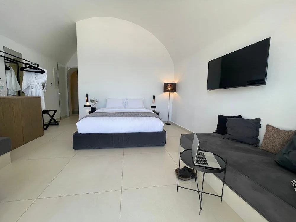 Photo - Imera Vista Suites