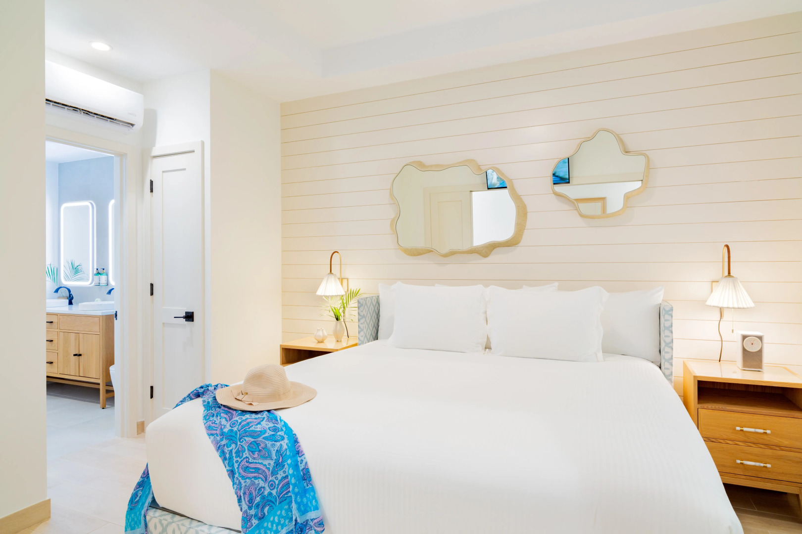 Photo - Windsong on the Reef