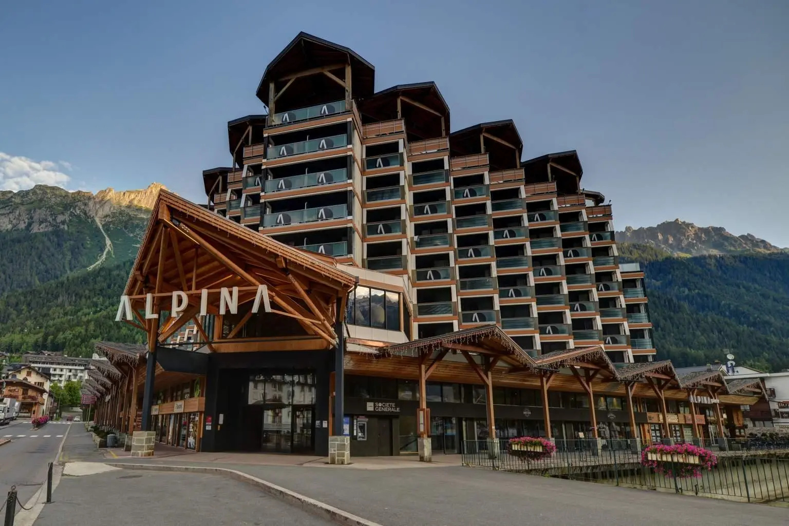Photo - Alpina Eclectic Hotel