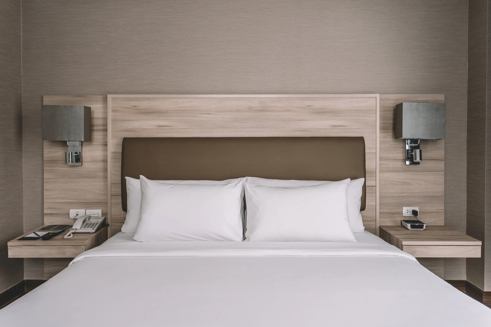 Photo - Adelphi Suites Bangkok