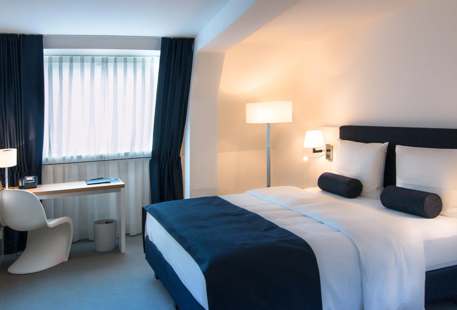 Photo - Bayer 89 Vi Vadi Hotel