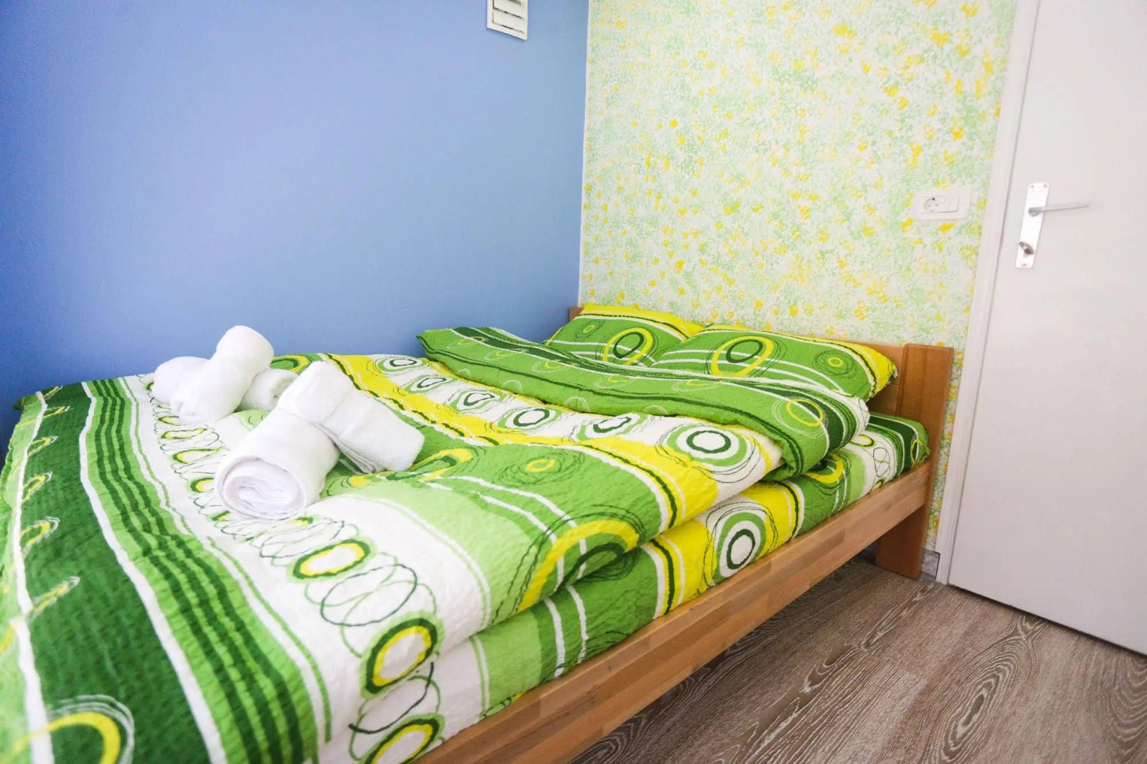 Hostel City Rest