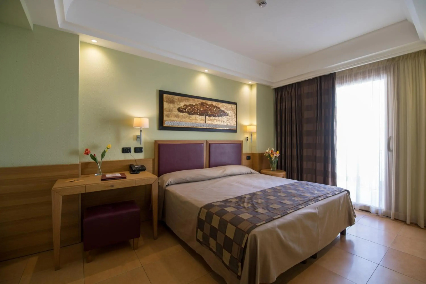 Photo - Artemis Hotel