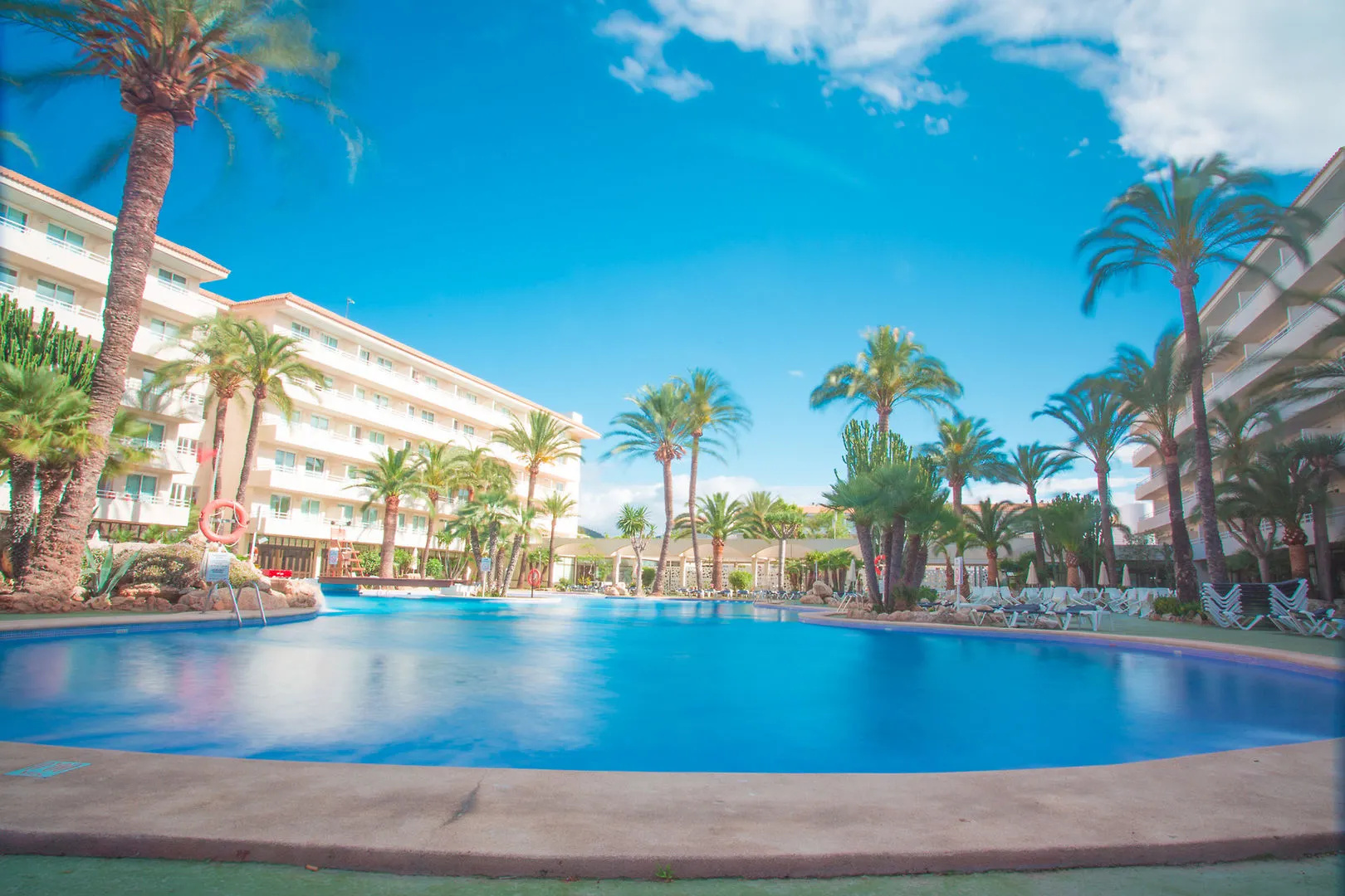 Photo - tent Calvia Beach