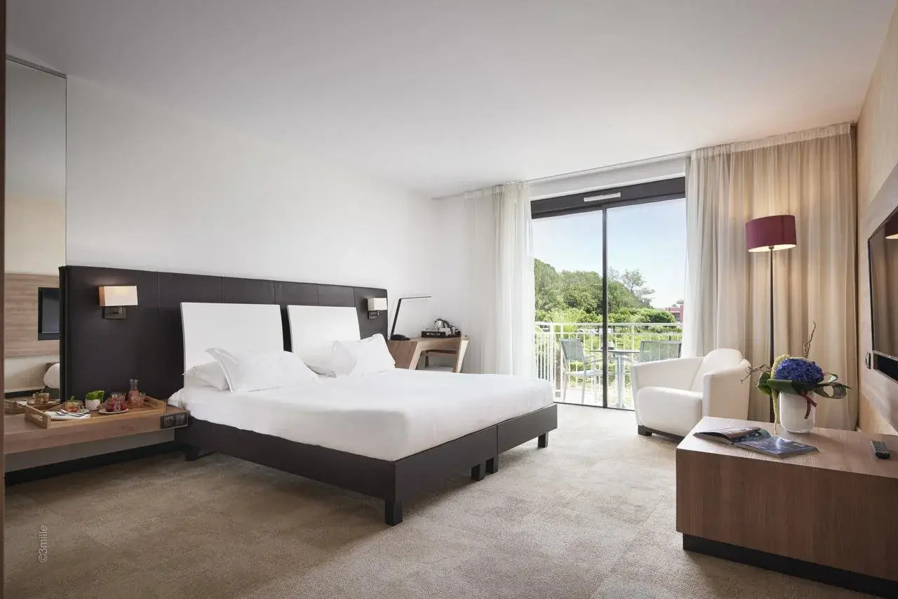 Photo - Mouratoglou Hotel & Resort