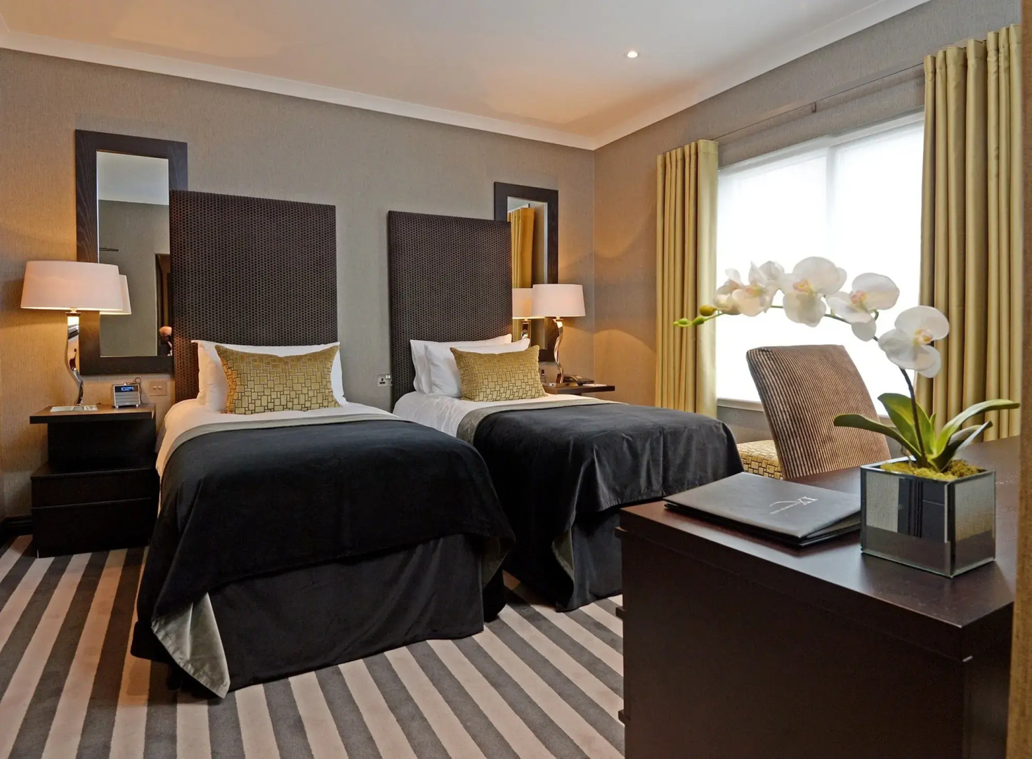 Photo - The Chester Hotel