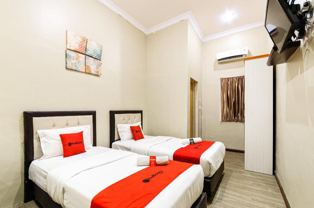 Foto - RedDoorz Plus near Universitas Sumatera Utara