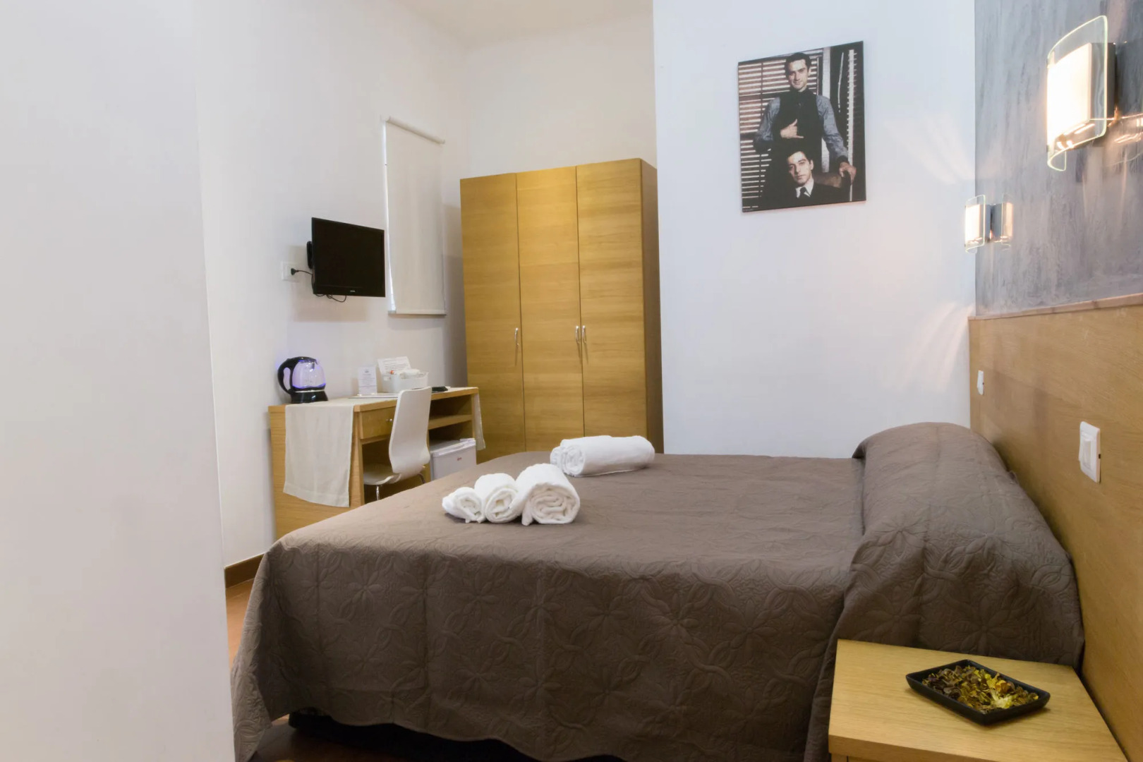 Photo - Bed And Best