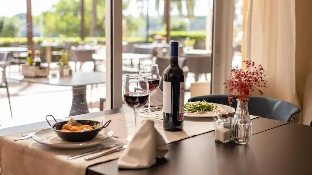 Photo - Senator Port Maó