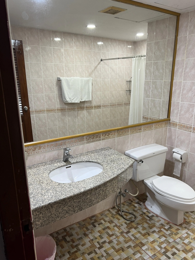 Photo - Mall Suites Hotel