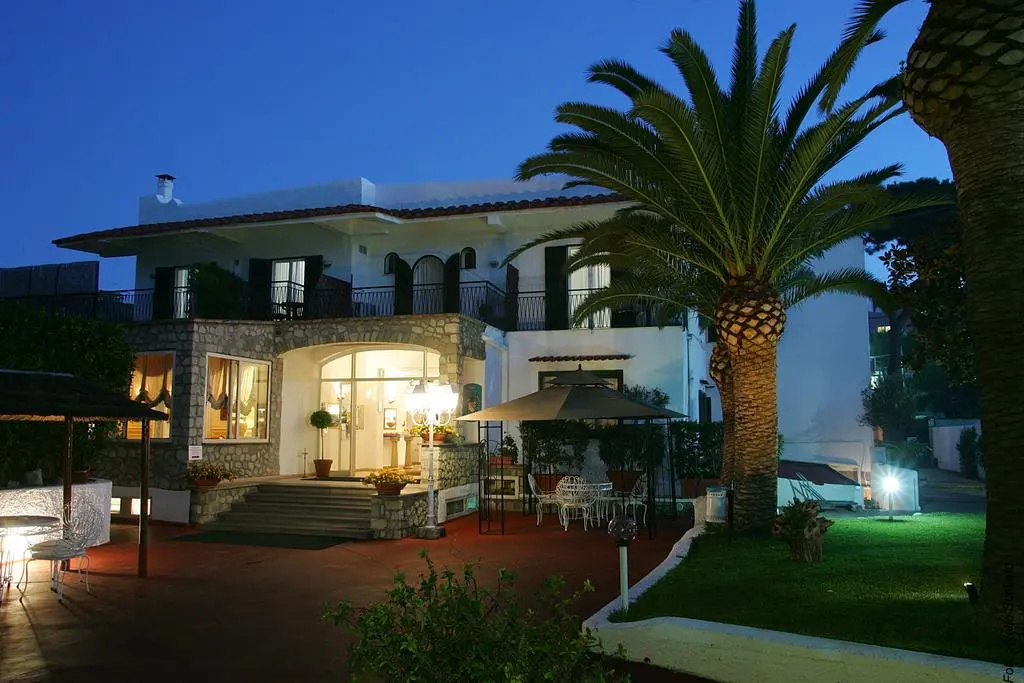 Photo - Hotel Lord Byron