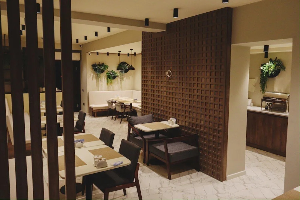 Photo - Kristal Inn Hotel