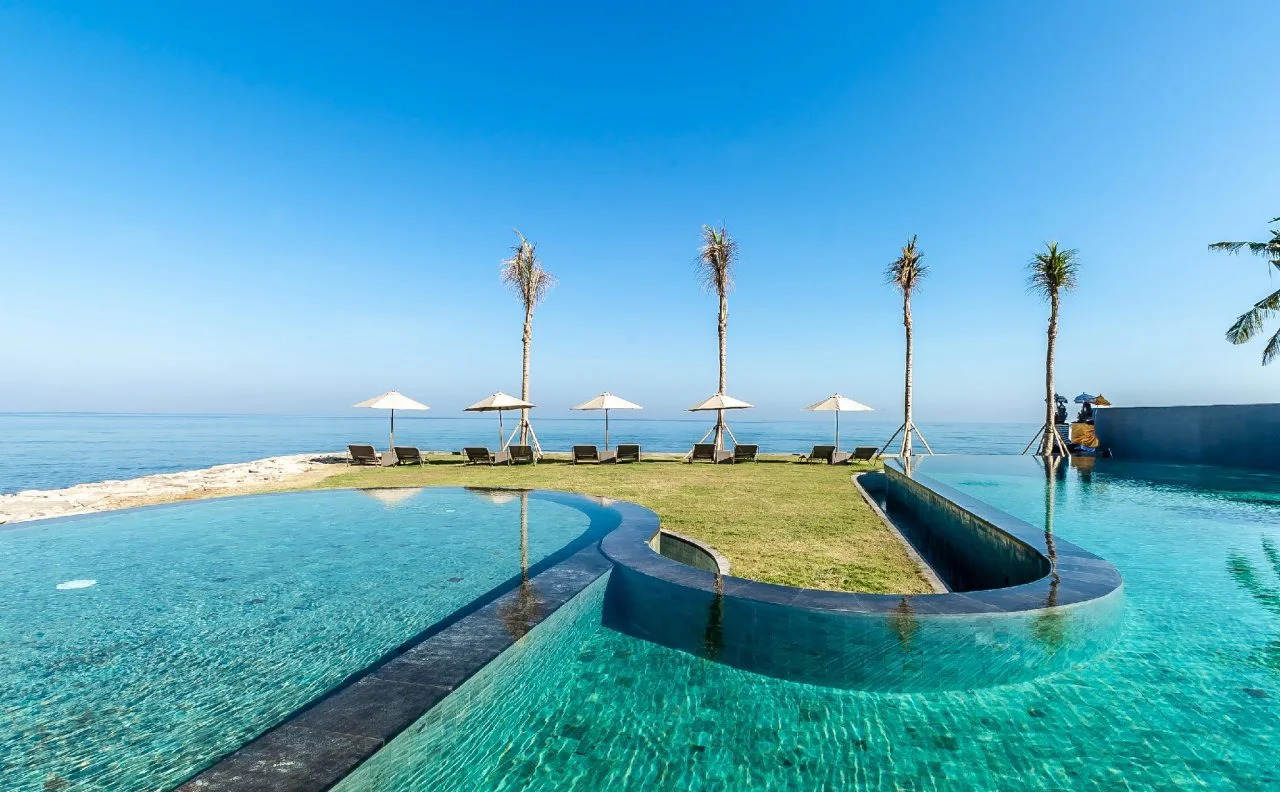 Photo - Lovina Beach Club & Resort