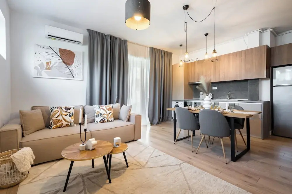 Photo - Uphome Suites