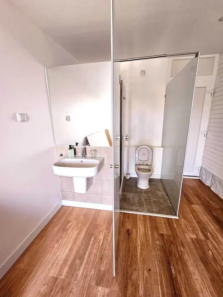 Photo - Peers Guest House