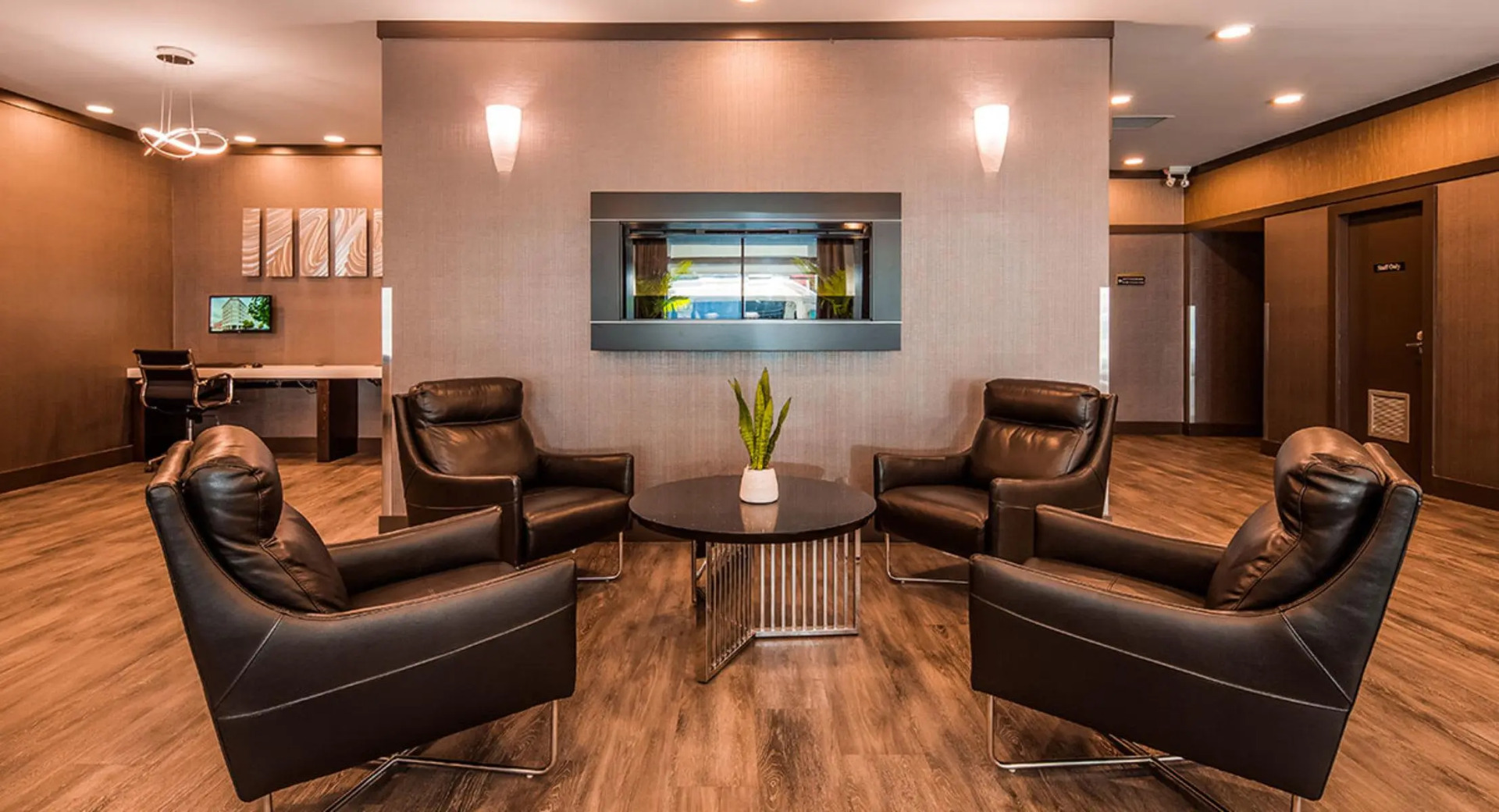 Foto - BEST WESTERN PLUS Carlton Plaza Hotel