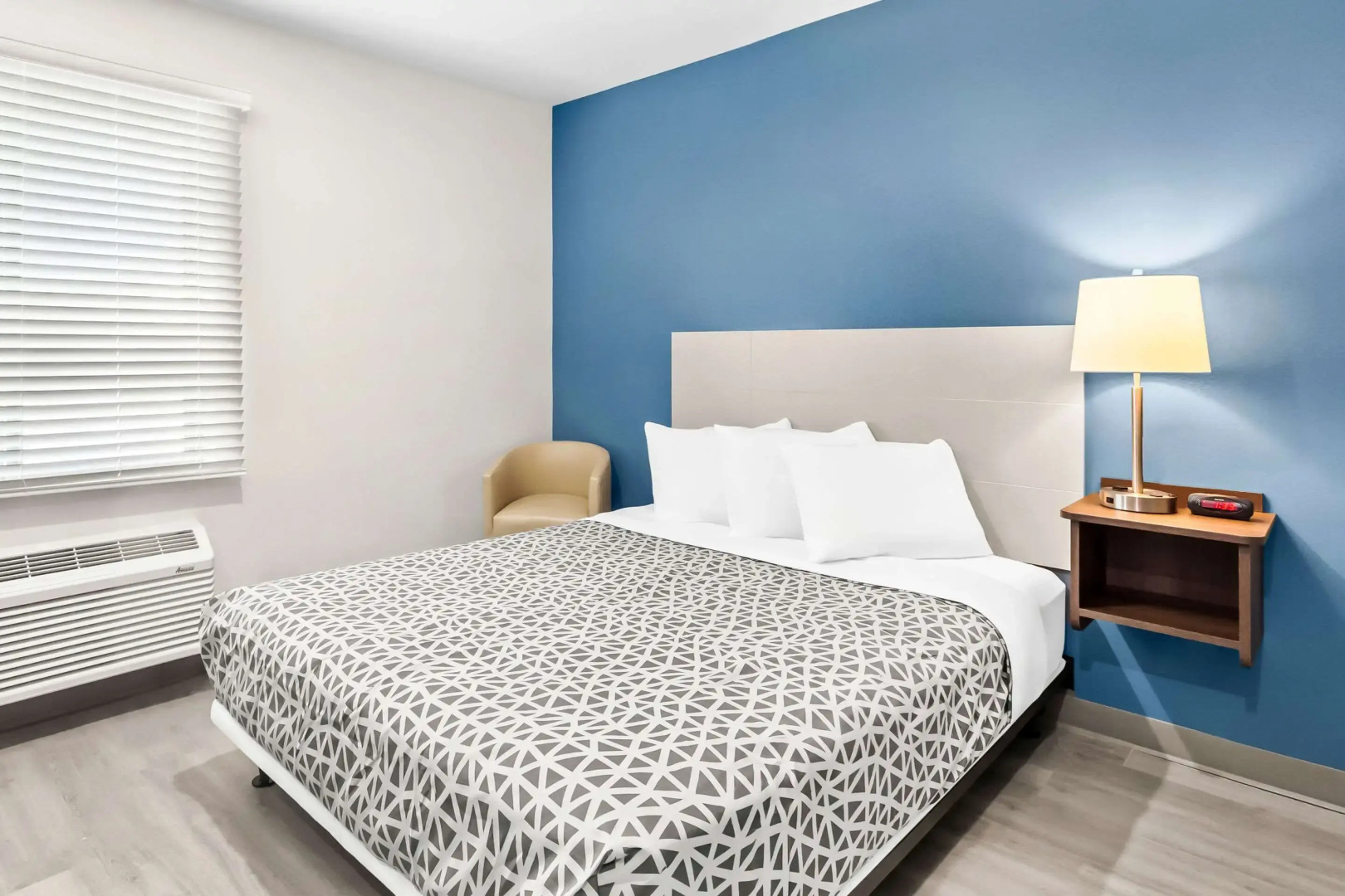 Photo - WoodSpring Suites South Houston Hobby