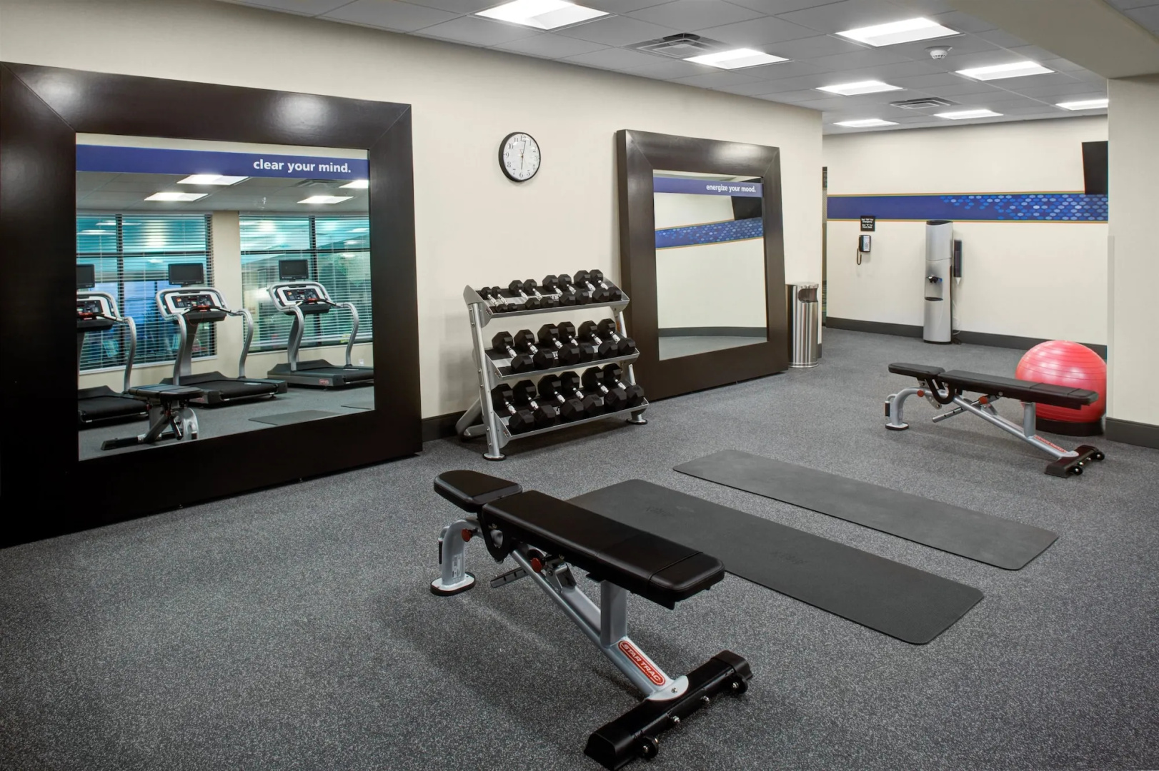 Photo - Hampton Inn & Suites Syracuse North Airport Area