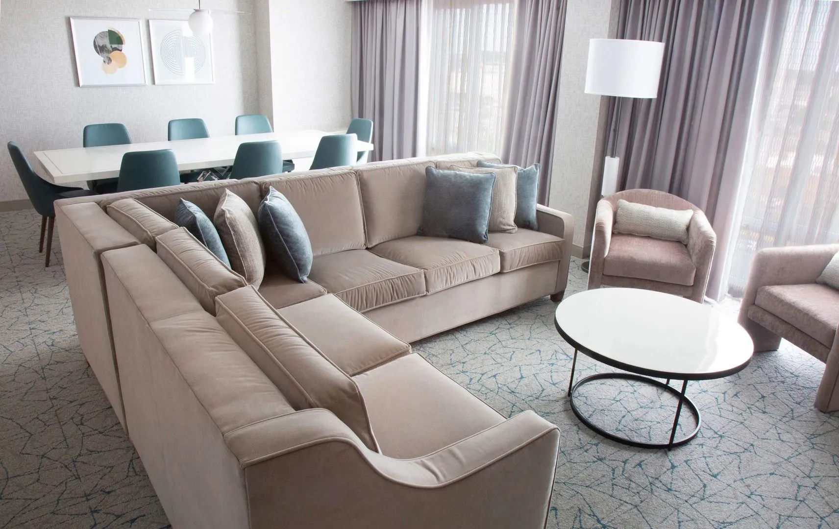 Foto - DoubleTree by Hilton Chicago - North Shore Conference Center