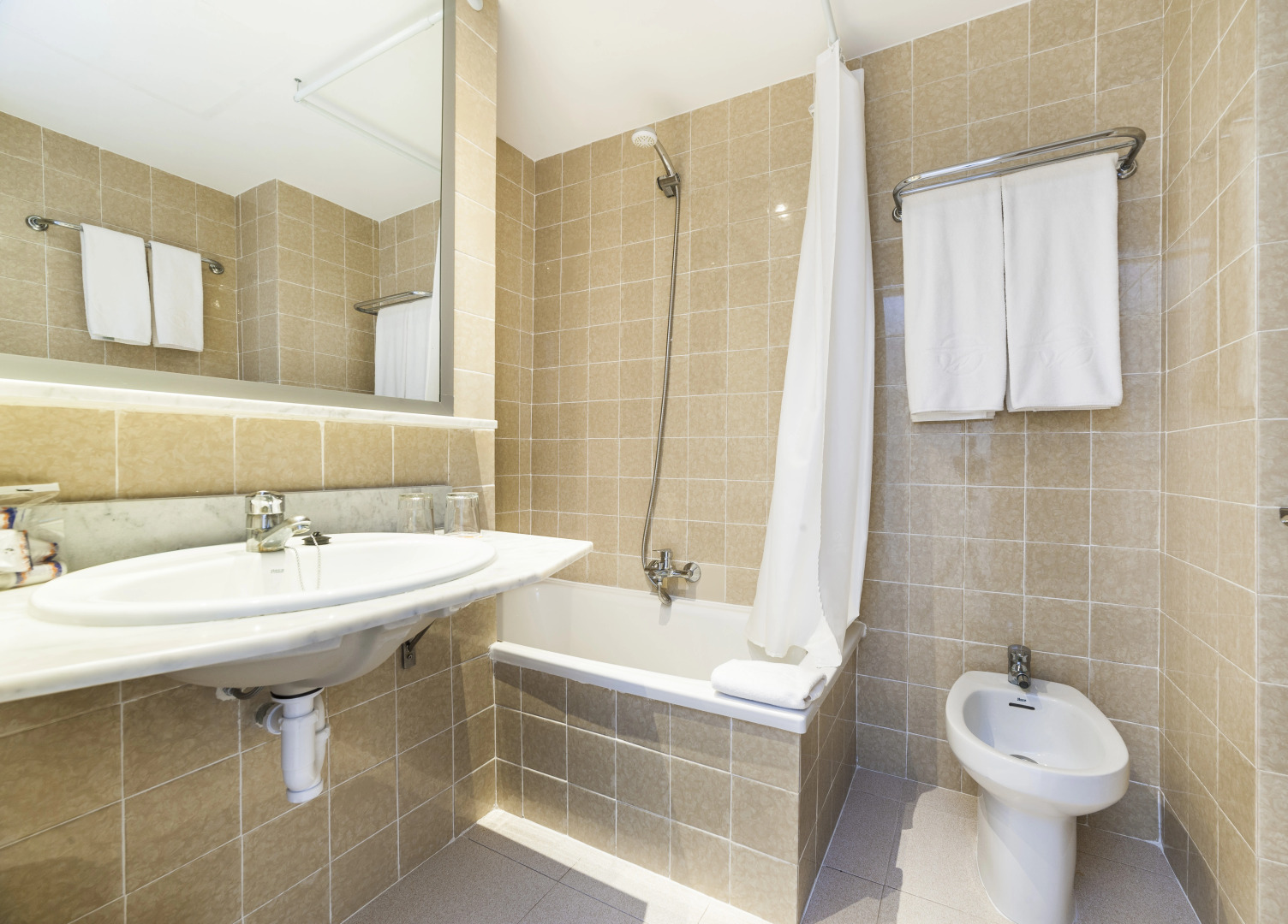 Foto - Globales Binimar