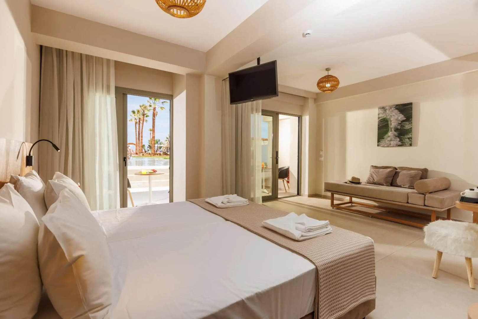 Photo - Malia Bay Beach Hotel & Bungalows