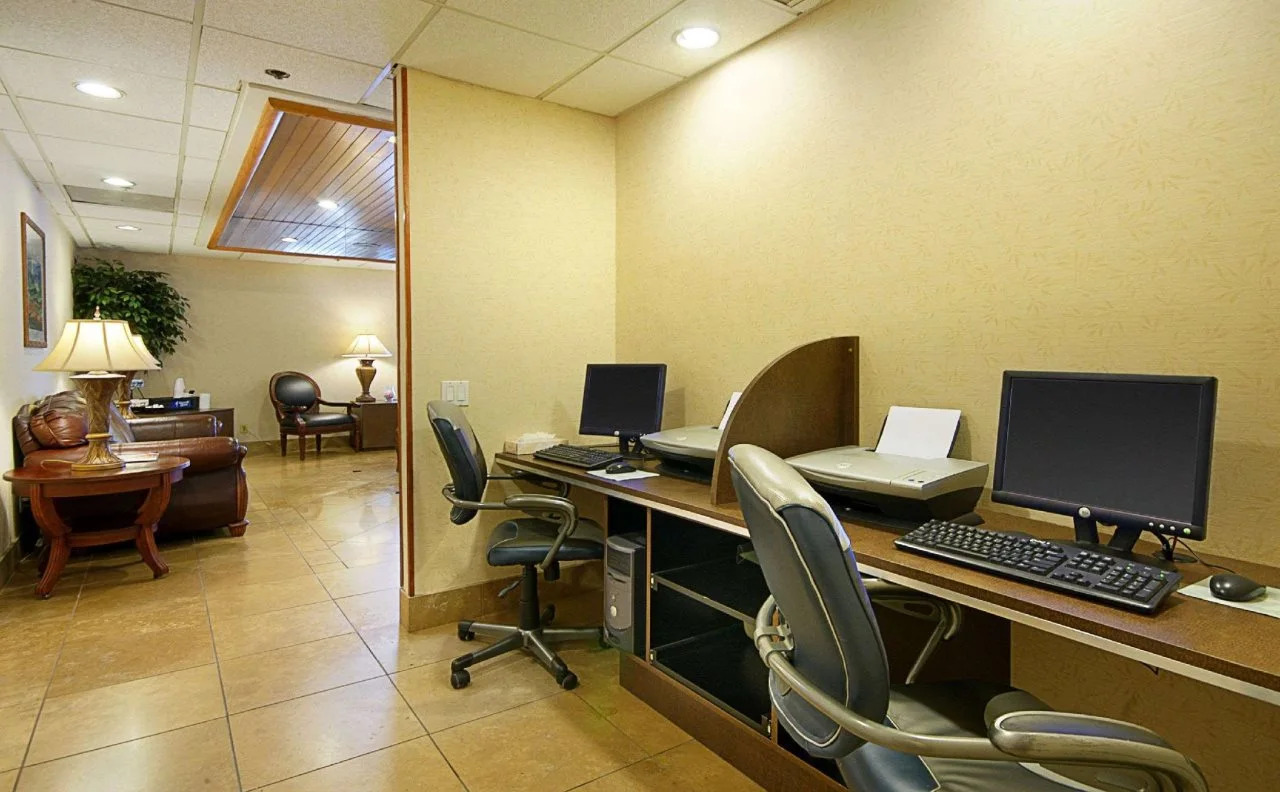 Photo - Best Western Carlsbad by the Sea