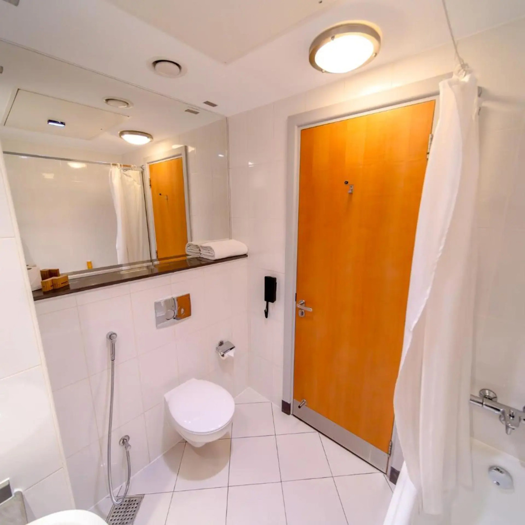 Photo - Premier Inn Abu Dhabi Airport Business Park