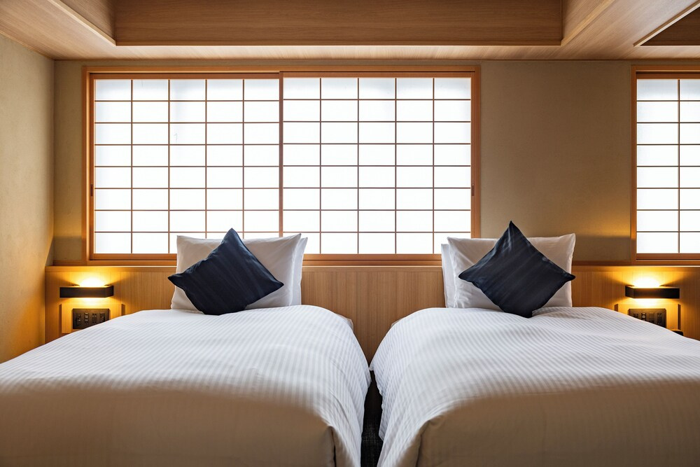 Foto - yugen kyoto shijo