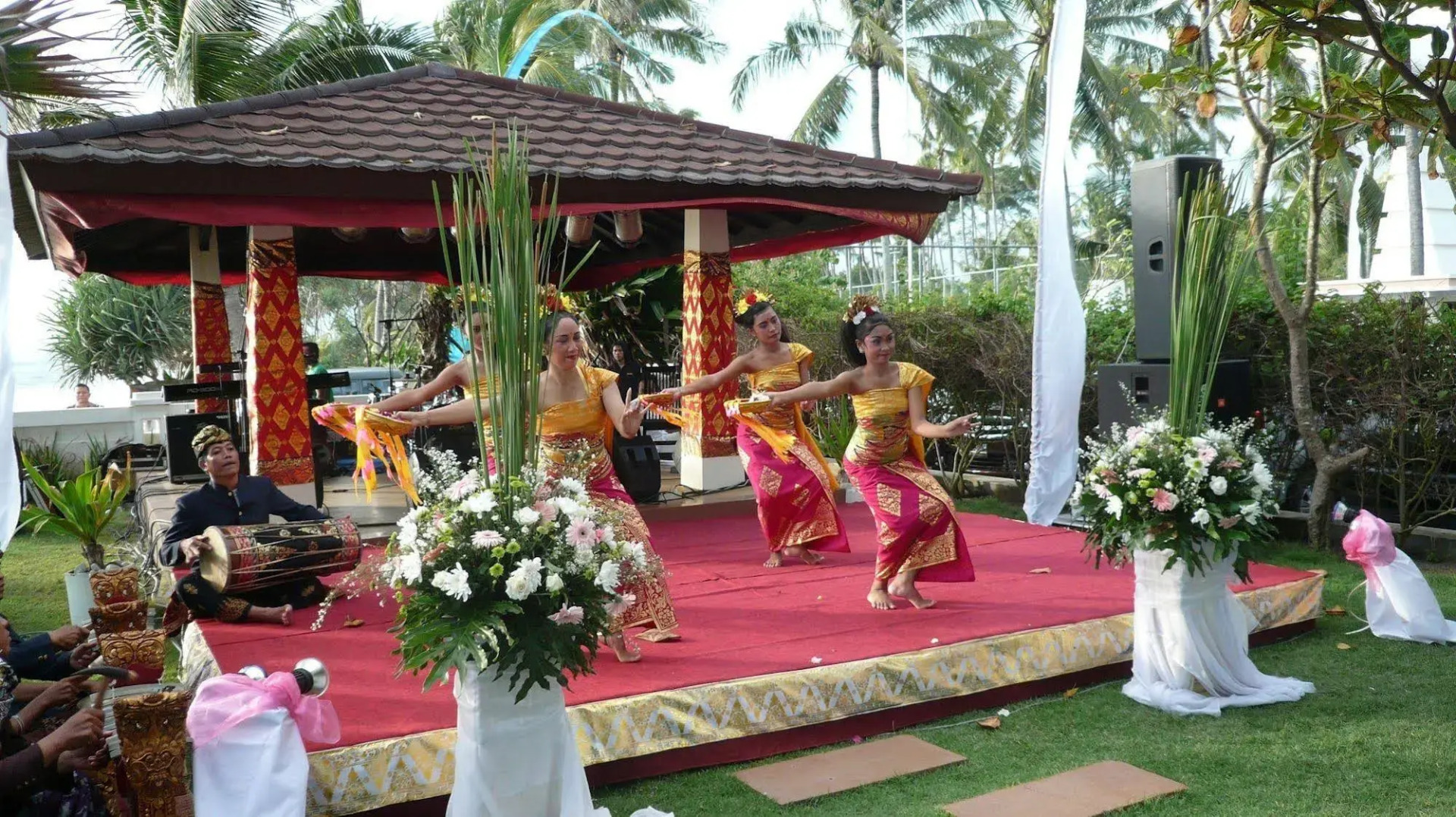 Photo - Legong Keraton Beach Hotel