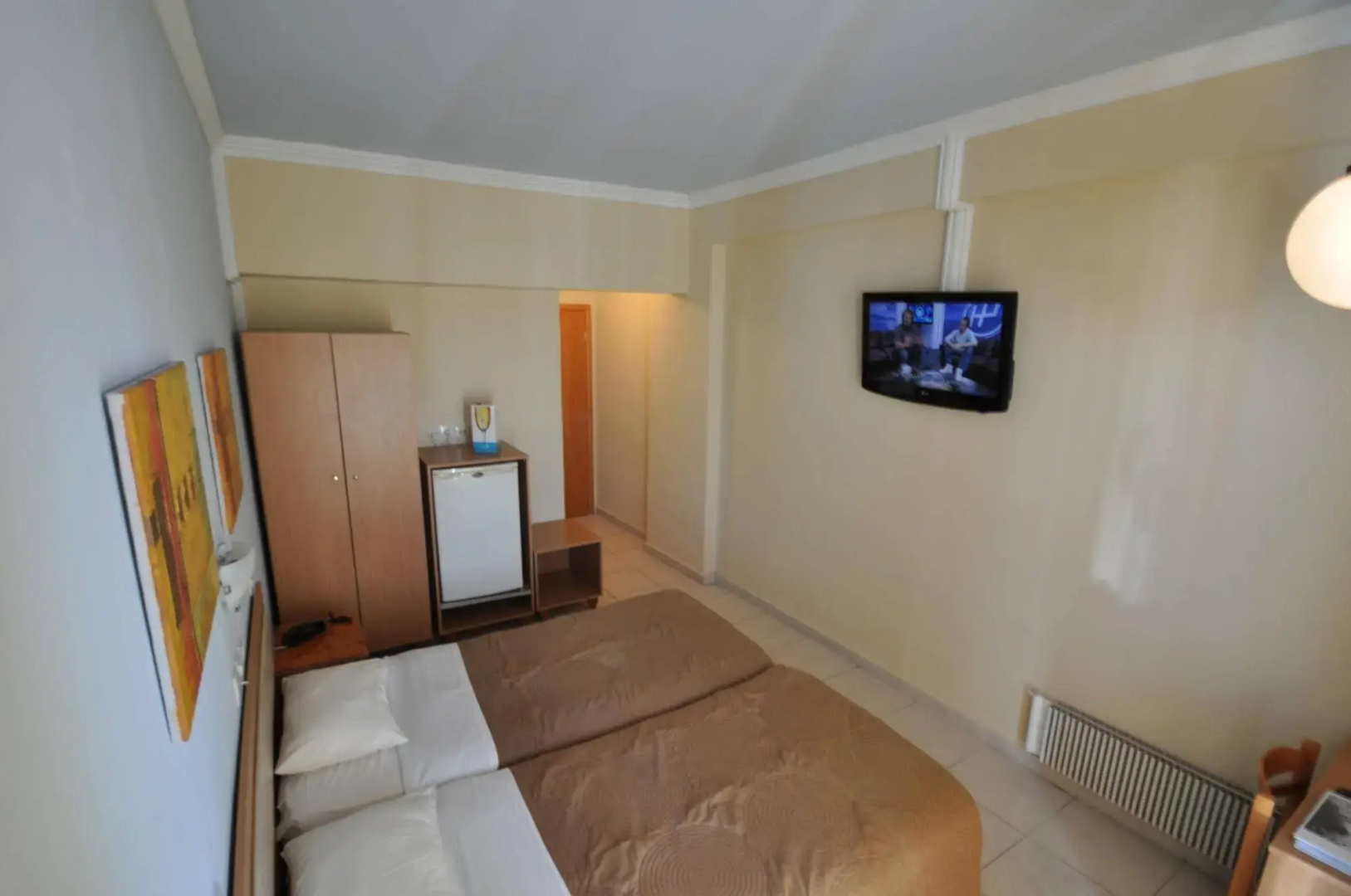 Photo - Parthenon Hotel
