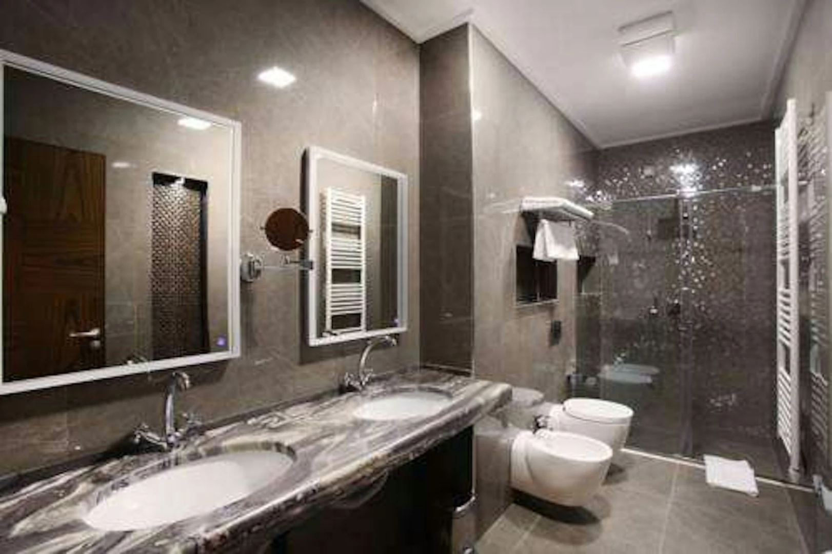 Photo - Hotel Colosseo Tirana